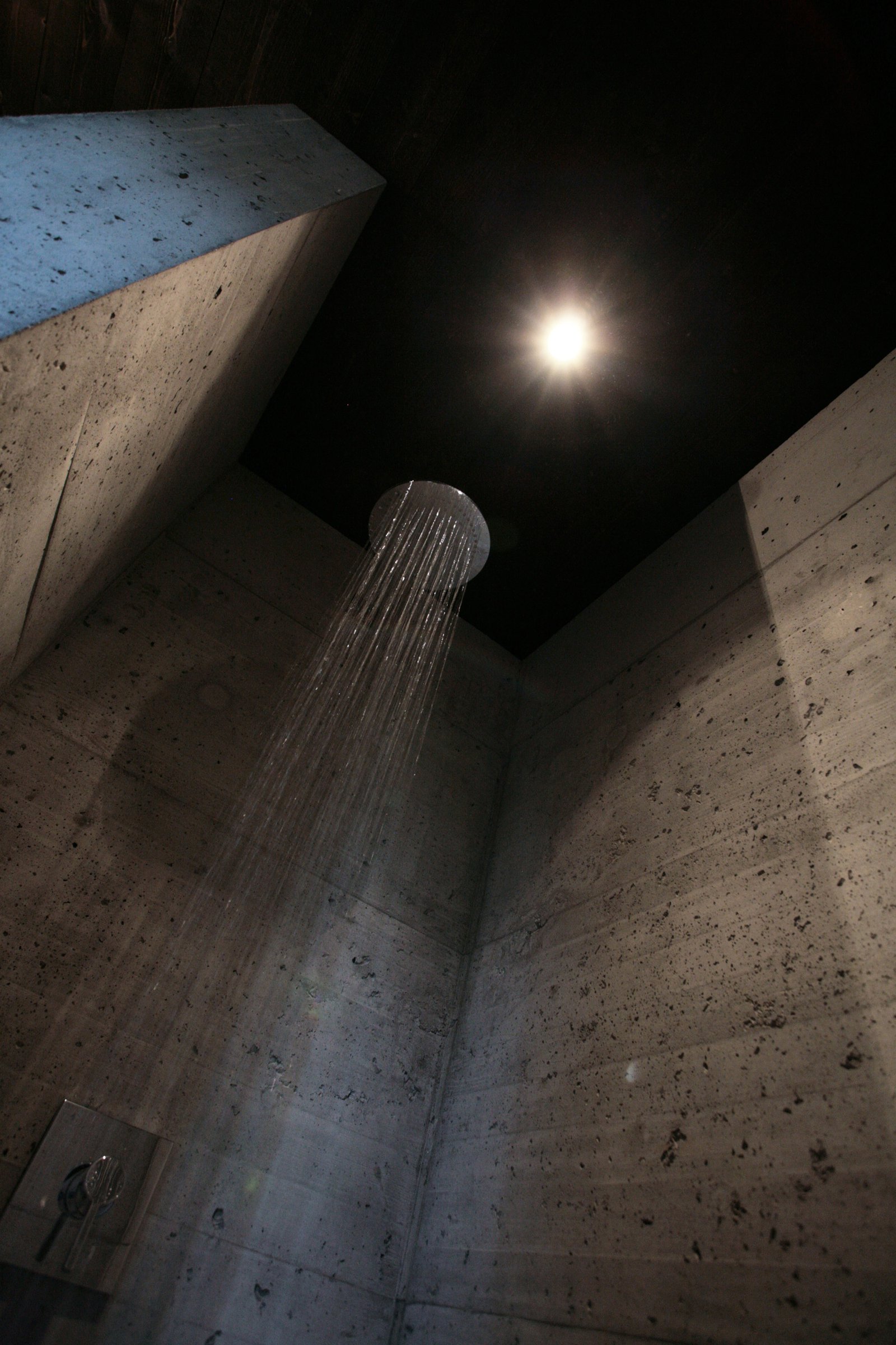 mlzd ewi Einfamilienwohnhaus Ipsach Dusche