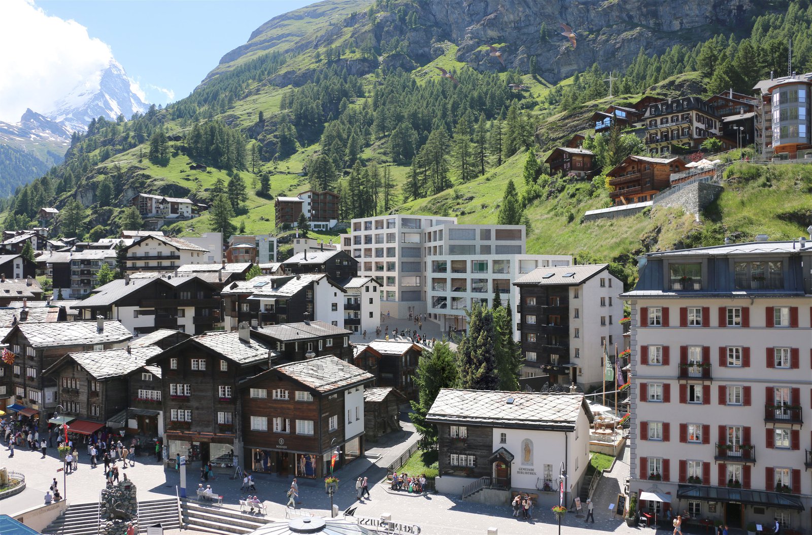 mlzd_swz_Schulhaus_Zermatt_Neubau_Vis_Aerial