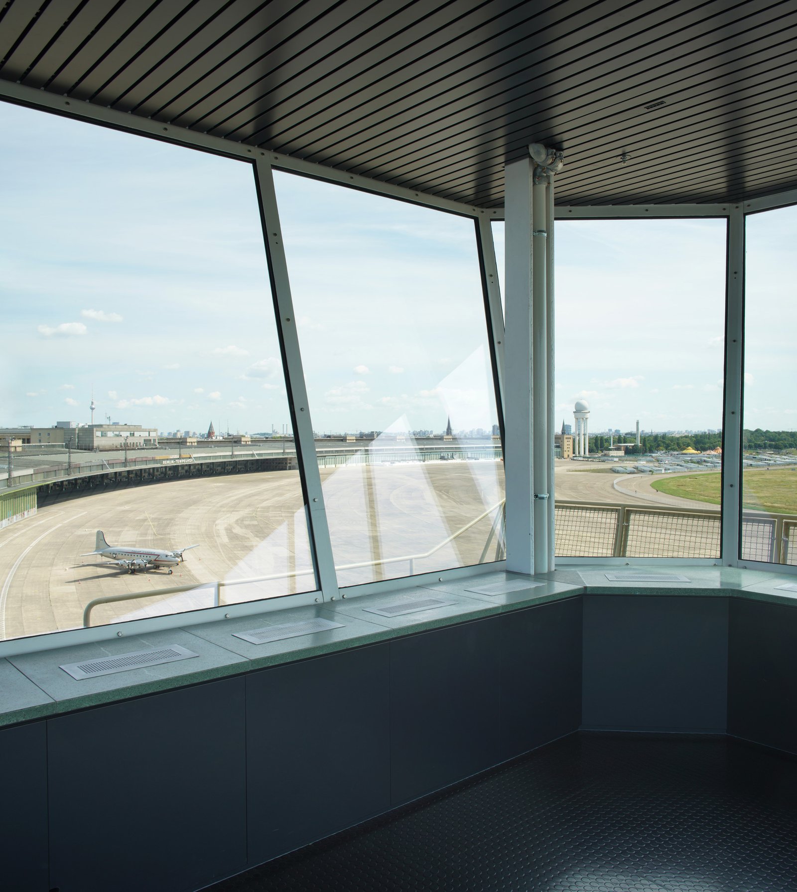 mlzd ttb Tower Tempelhof Berlin