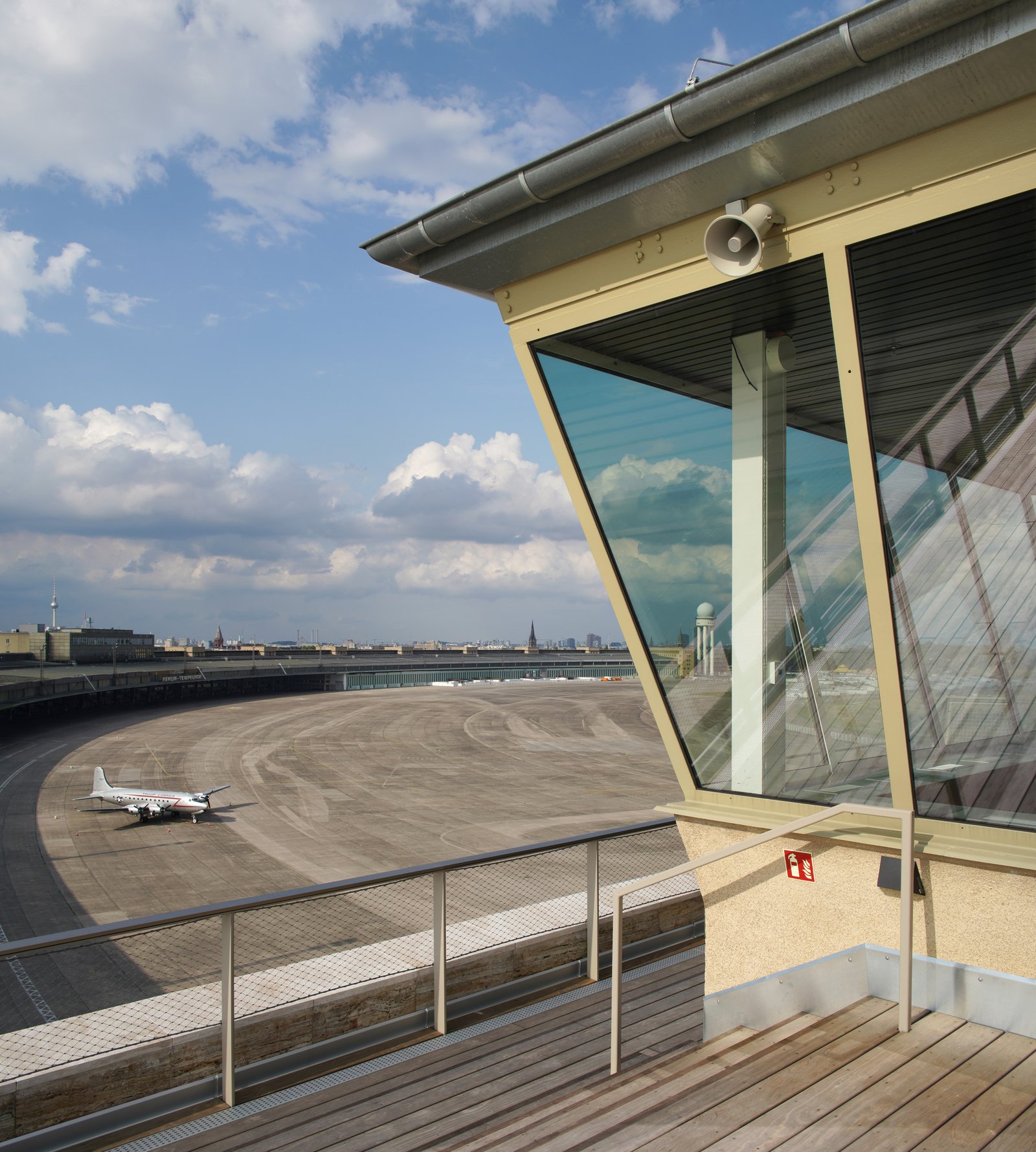 mlzd ttb Tower Tempelhof Berlin