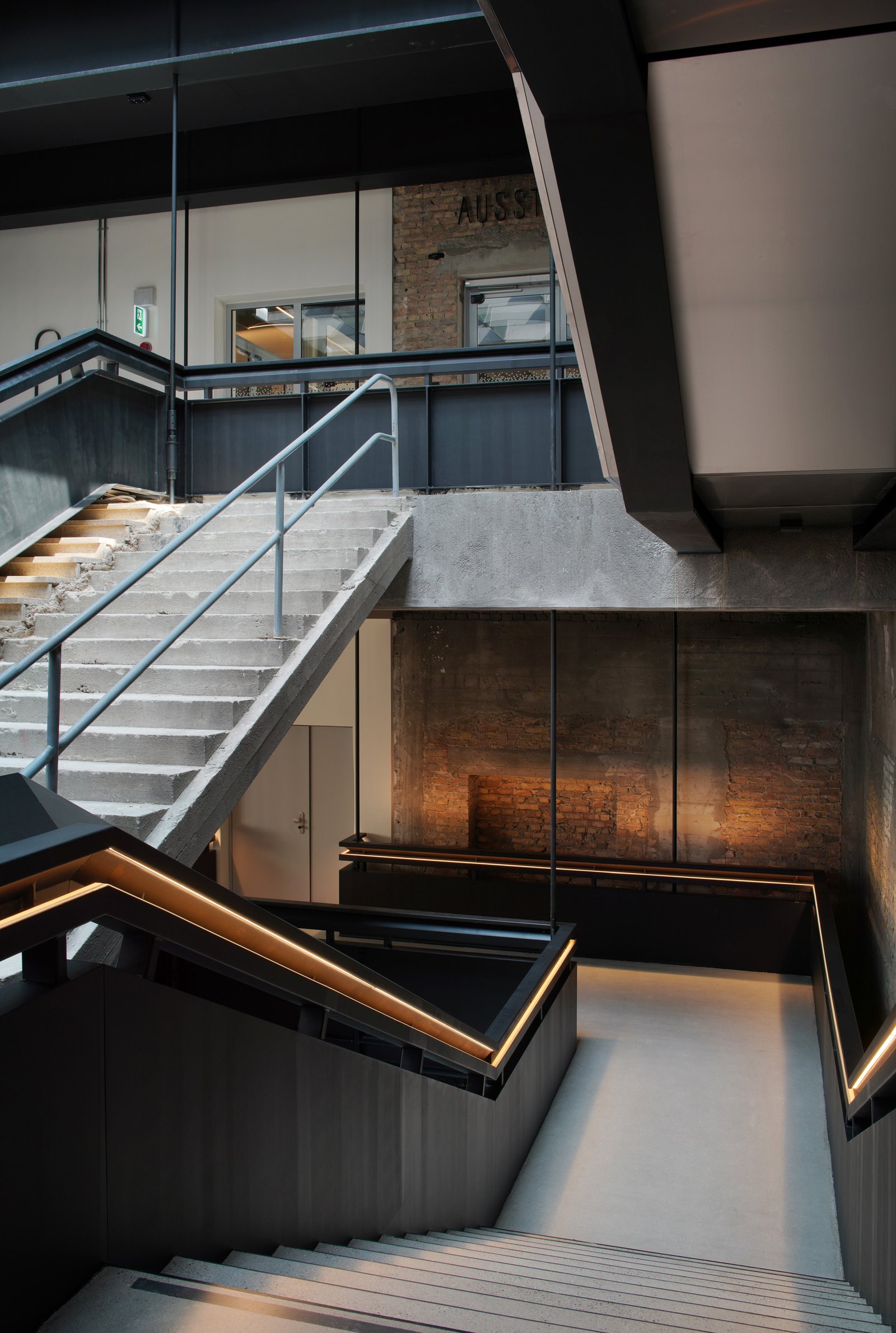 mlzd ttb Tower Tempelhof Berlin Treppe